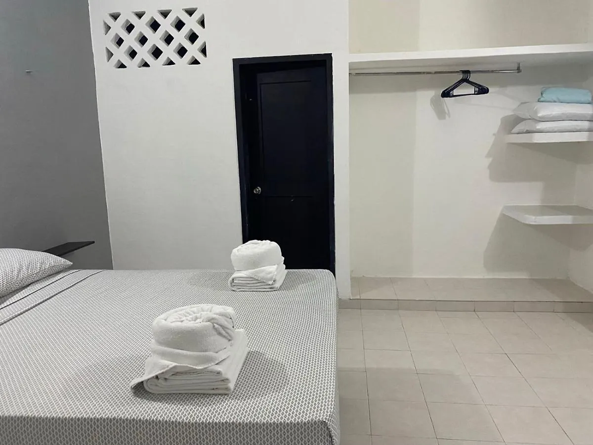 Kin Studios Playa Del Carmen 0*,